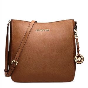Michael Kors Jet Set Leather Travel Messenger Bag